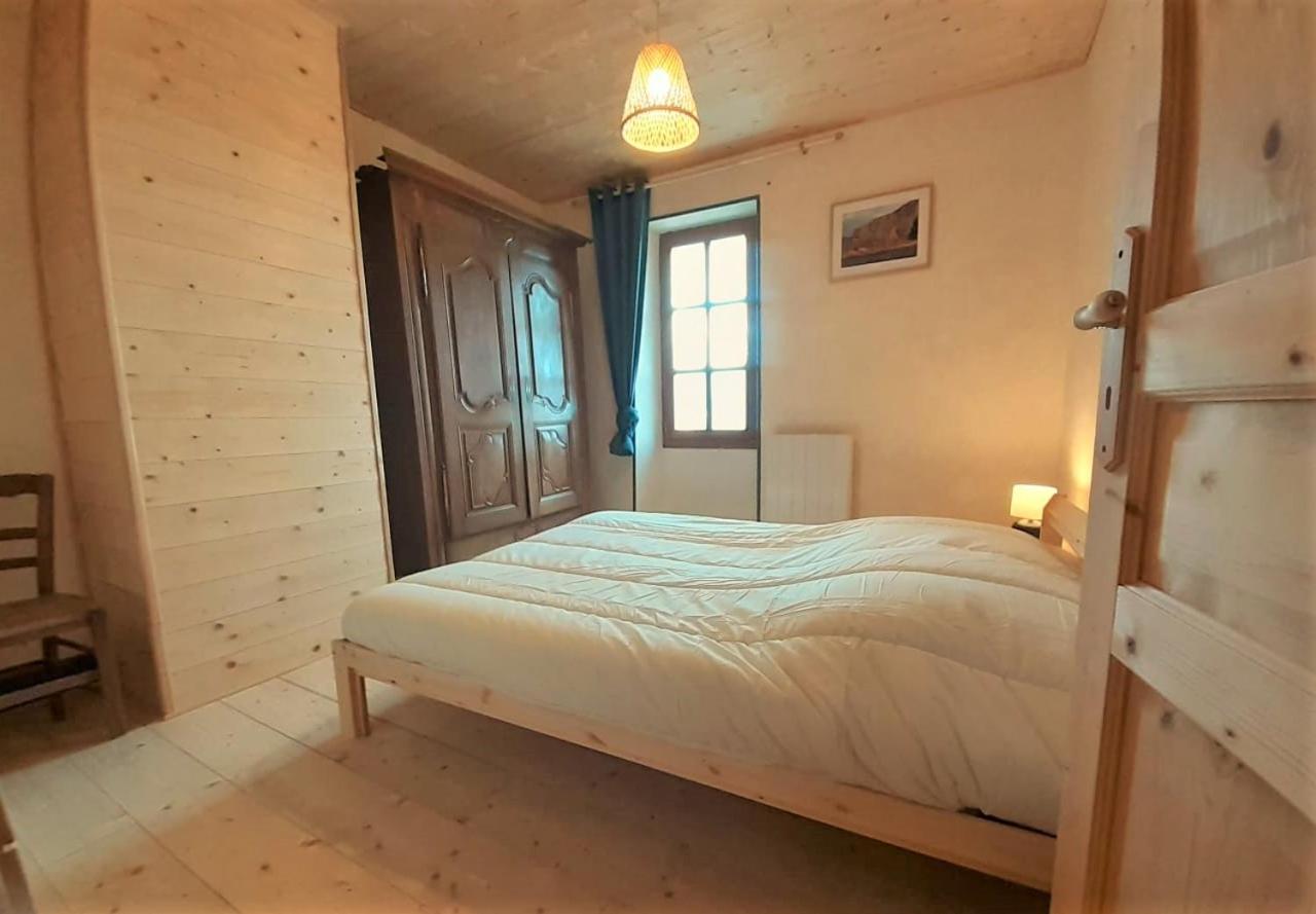 Gite Du Grand Delmas Бордо Экстерьер фото